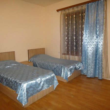 Artyomi Toon Apartman Dilisan Kültér fotó